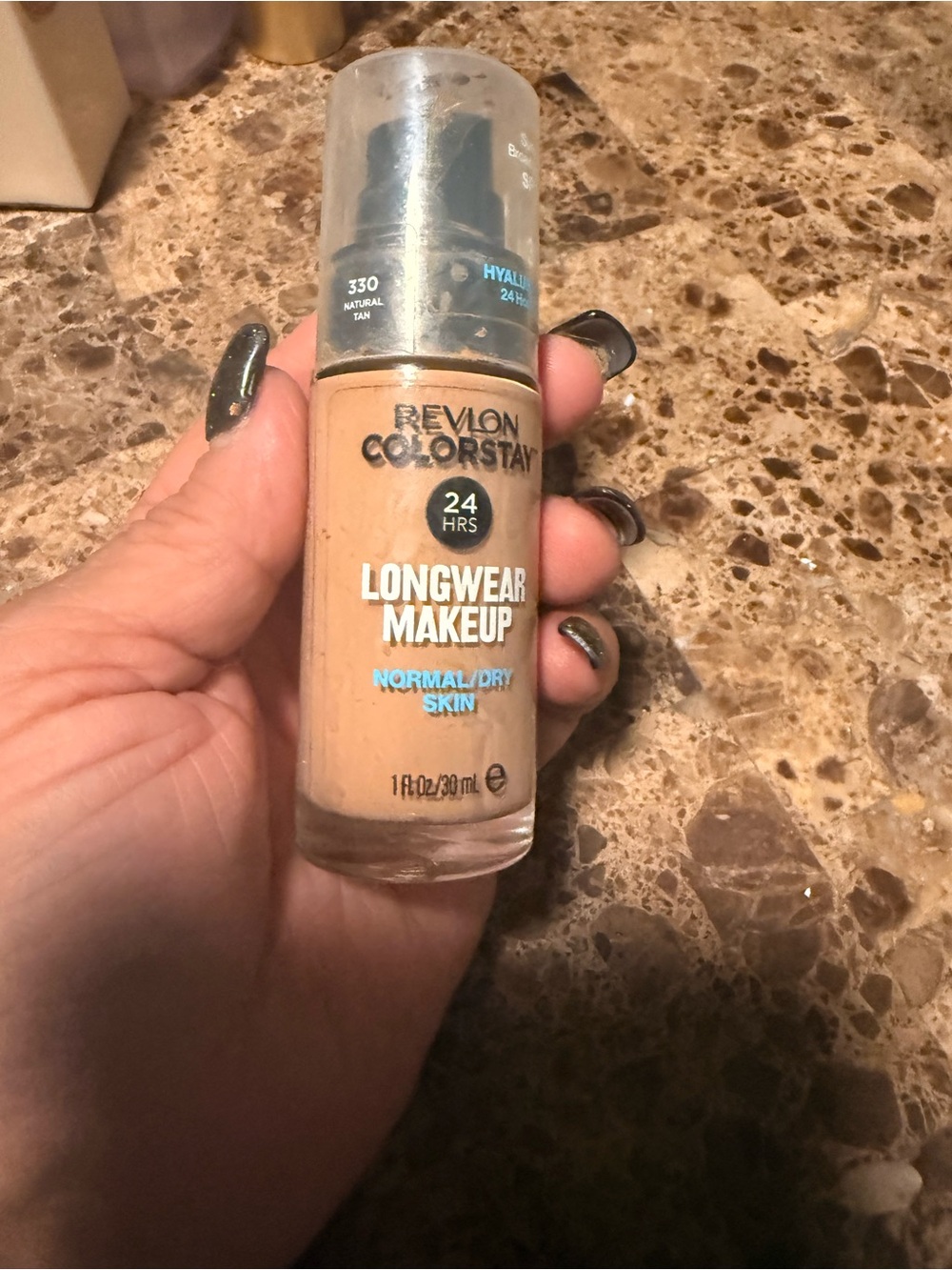 Revlon ColorStay Longwear Makeup - Natural Tan (330) Bottle